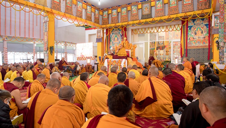 Vista del Pabellón de Kalachakra durante el segundo día de las enseñanzas de Su Santidad el Dalái Lama en Bodhgaya, Bihar, India, el 15 de enero de 2018. Foto de Manuel Bauer