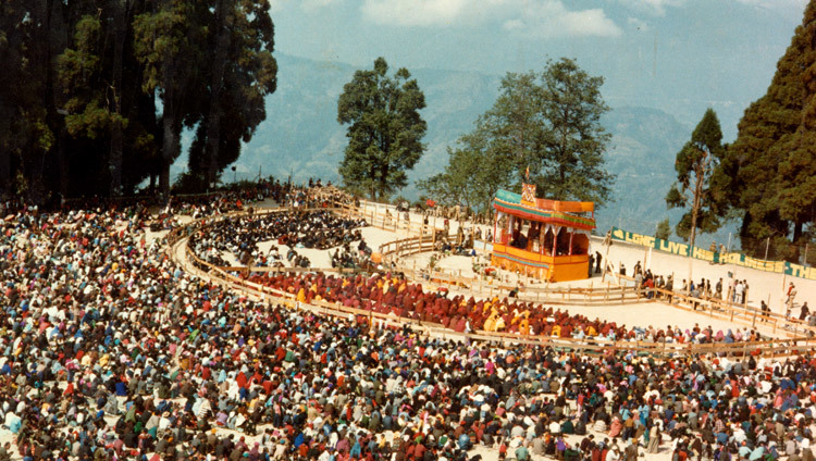 El lugar de las enseñanzas para la 17ª iniciación de Kalachakra en Gangtok, Sikkim, India en abril de 1993 (Foto/OHHDL)