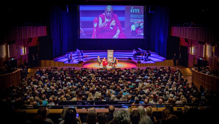 Una vista del auditorio Live de Malmö durante la charla de Su Santidad el Dalái Lama en Malmö, Suecia, el 12 de septiembre de 2018. Foto de Erik Törner/IM