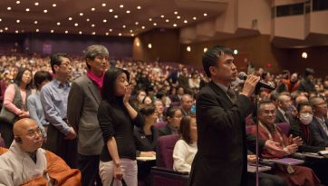 El anillo interno de diamantes