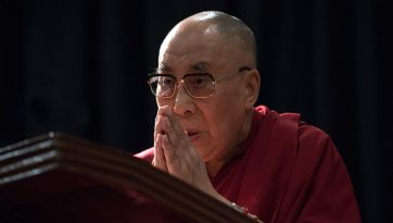 Su Santidad el Dalái Lama expresa sus condolencias por los daños causados por las inundaciones en Sri Lanka