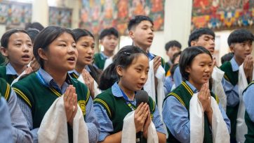  Enseñanzas para la juventud tibetana - primer día