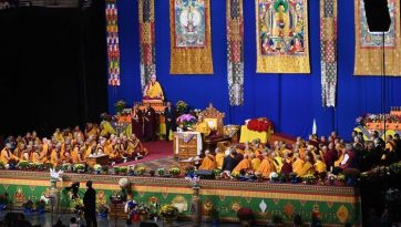 La Comunidad Tibetana de Norteamérica ofrece oraciones rituales de larga vida
