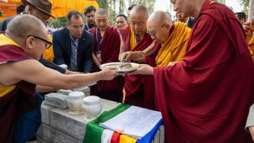 Colocación de la primera piedra del nuevo Jokhang en Leh y bendición del Centro del Dharma en Choglamsar
