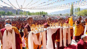 Oraciones por la larga vida de Su Santidad el Dalái Lama